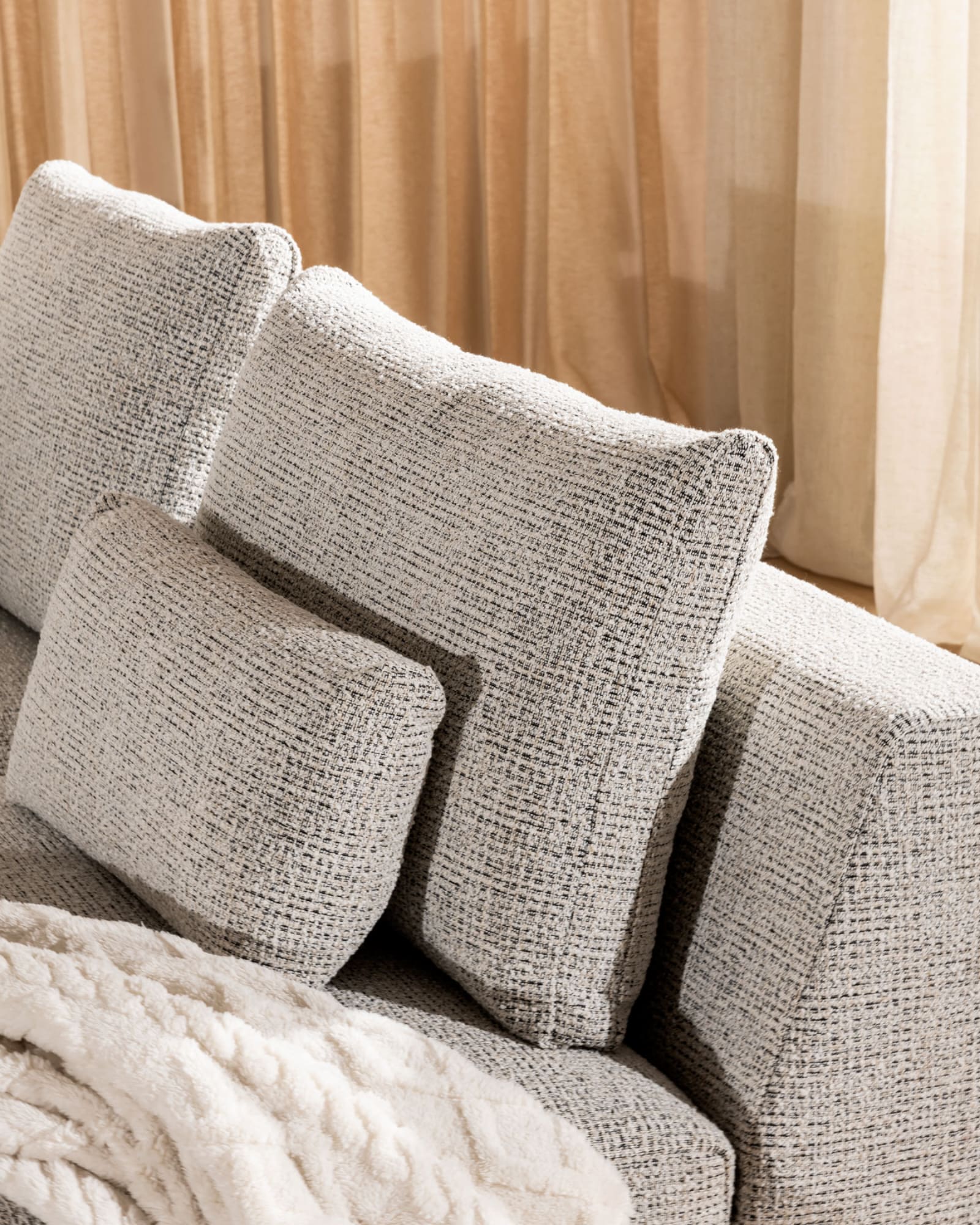 Yuki Corner Couch -